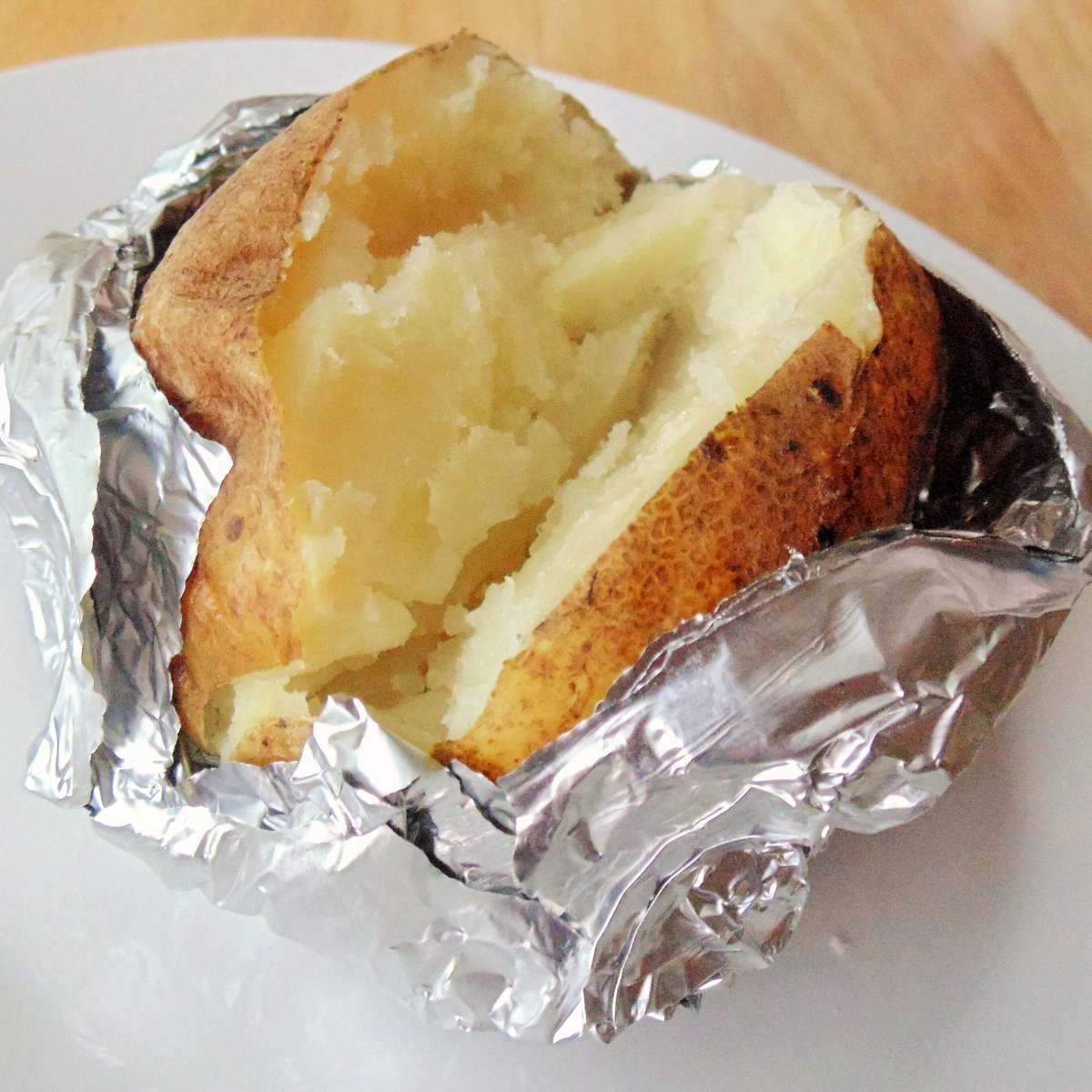 Easy Slow Cooker Baked Potatoes Recipe