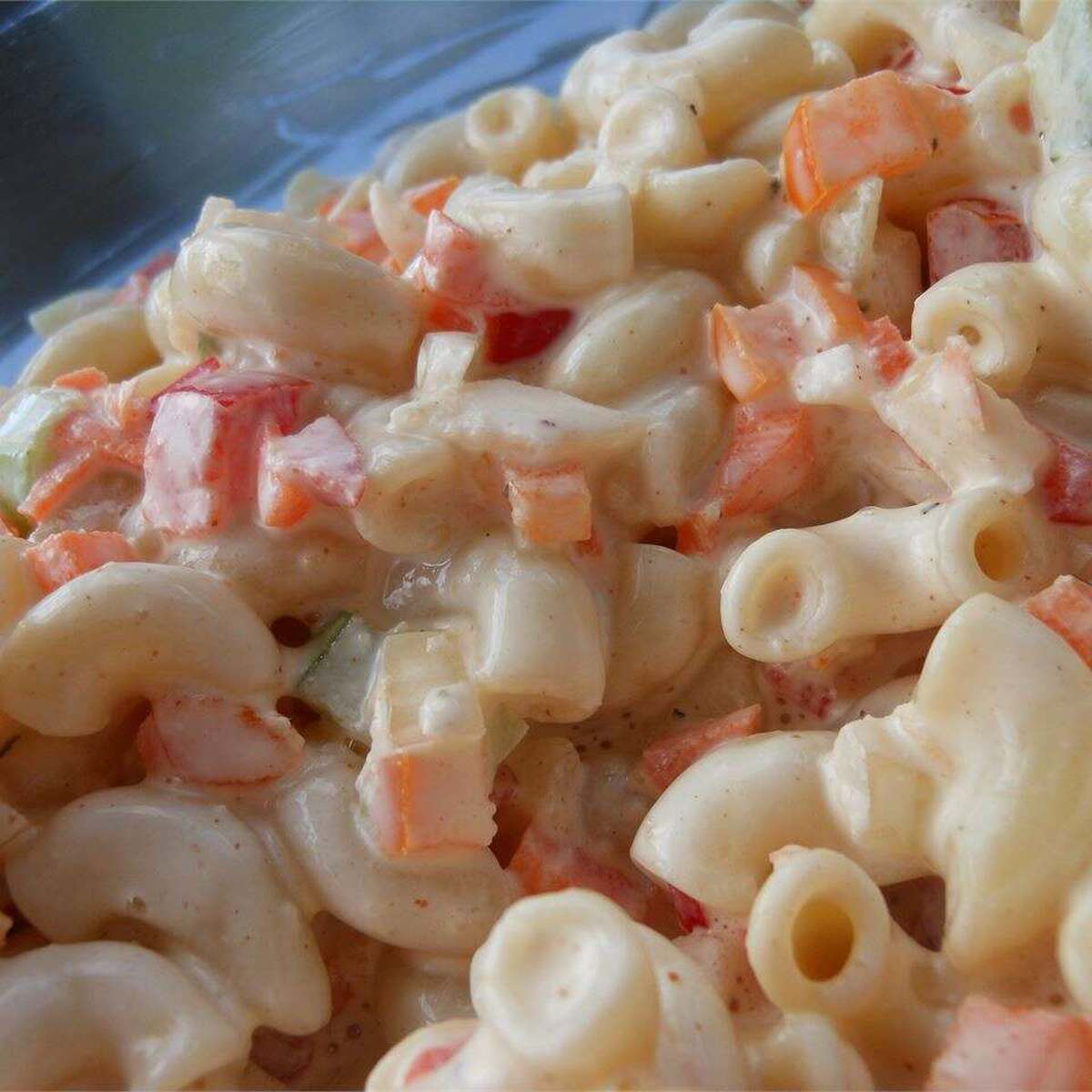 The Best Creamy Macaroni Salad Recipe