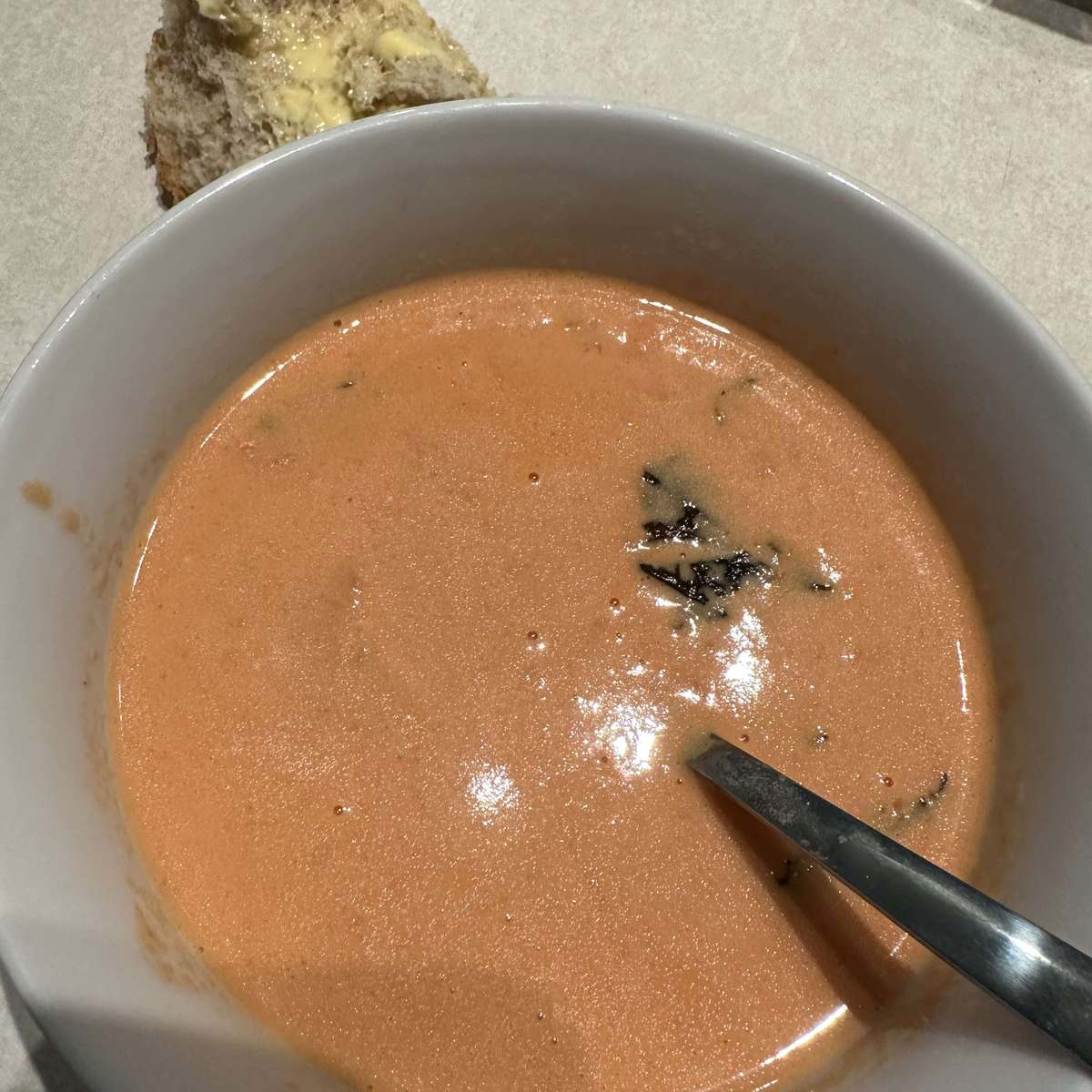 The Best Creamy Tomato Basil Soup Recipe