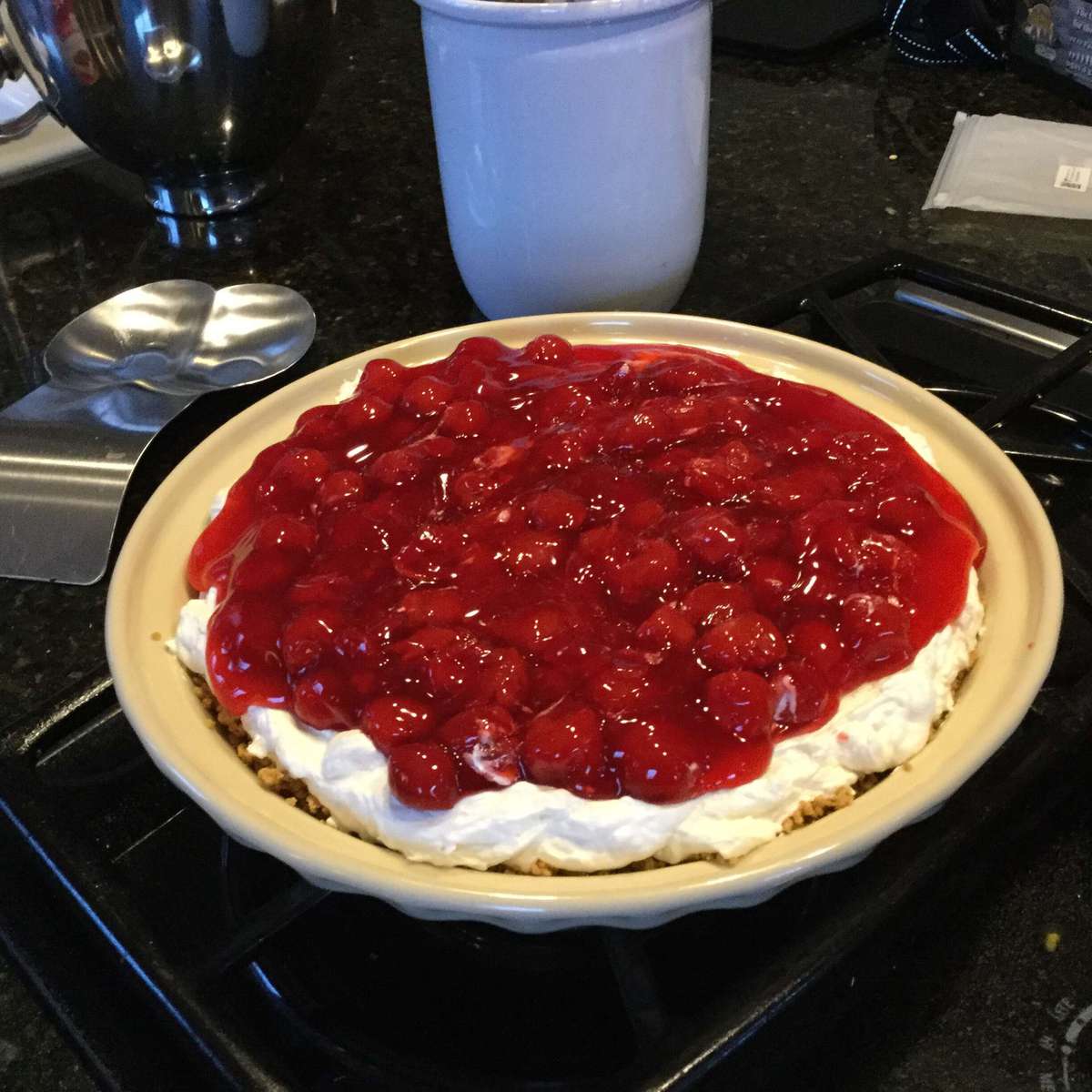 Easy No-Bake Cherry Cheesecake Pie Recipe