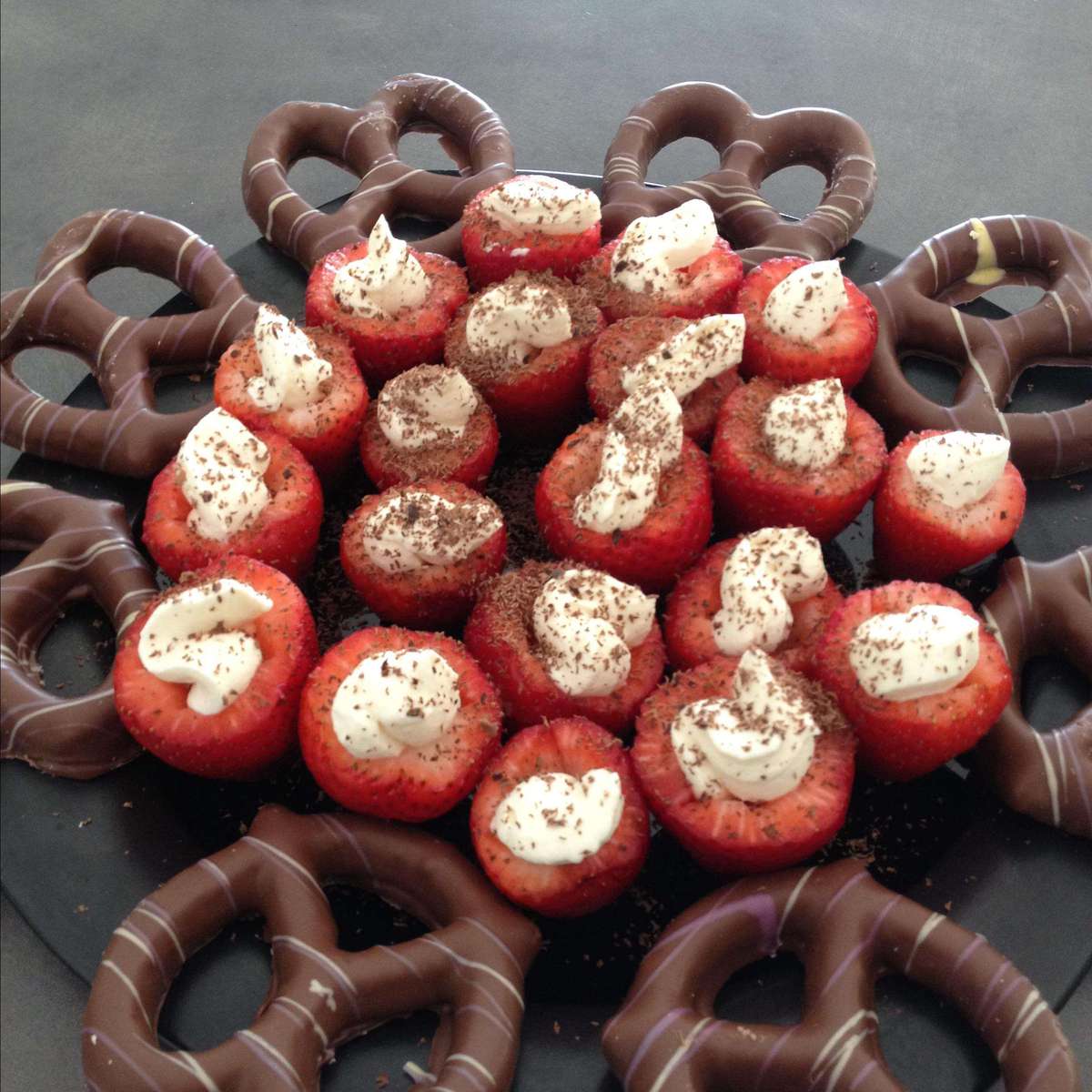 Cheesecake Stuffed Strawberries: A Delicious & Easy Dessert Recipe