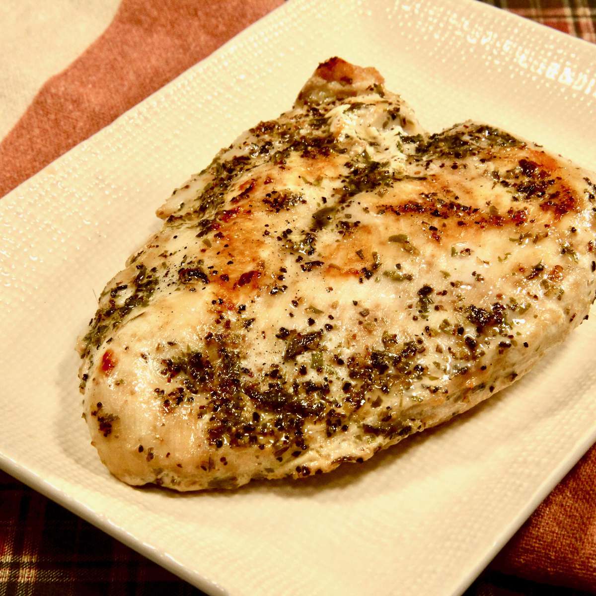 Delicious Garlic Herb Grilled Chicken Recipe