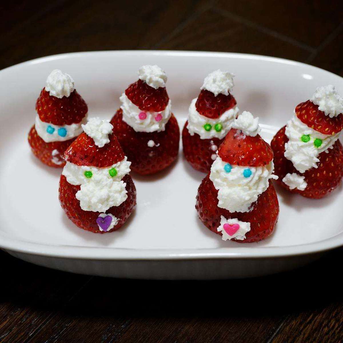 Easy Mini Strawberry Santas Recipe