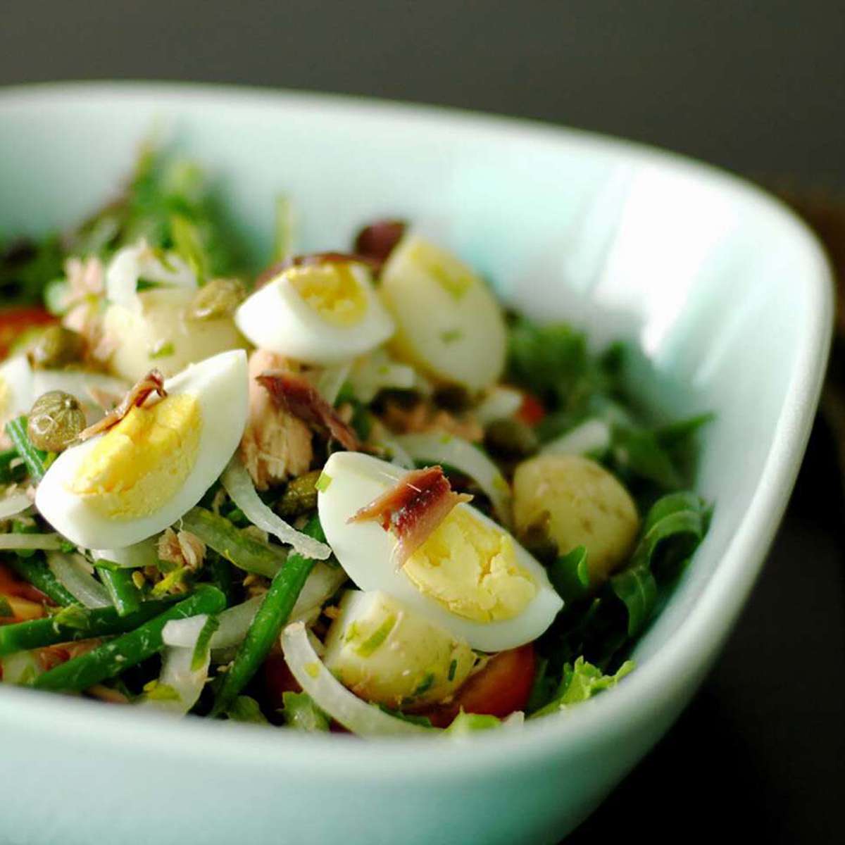 Salad Niçoise Recipe: A Classic French Delight