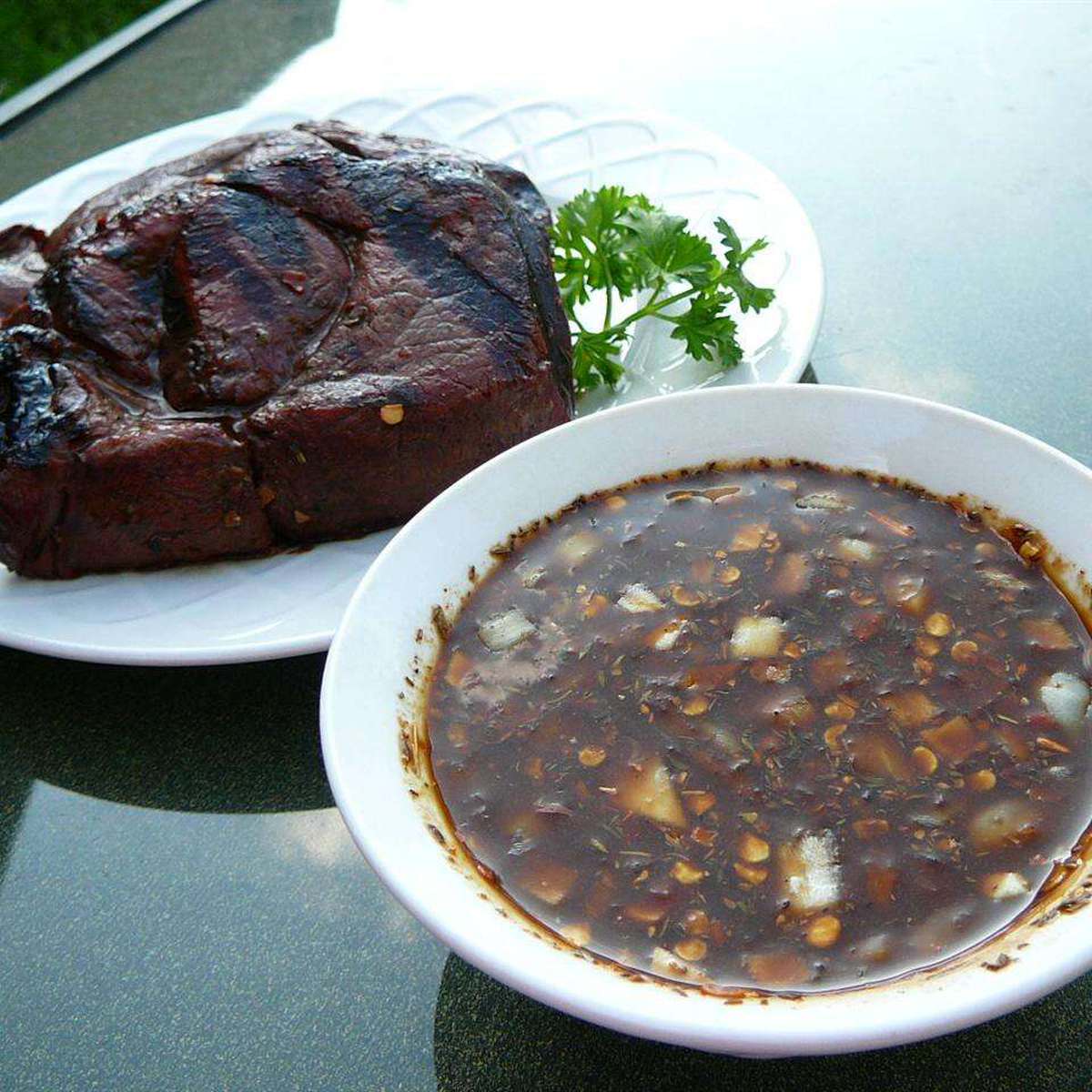 Juicy Grilled Venison Steak Recipe with Delicious Marinade