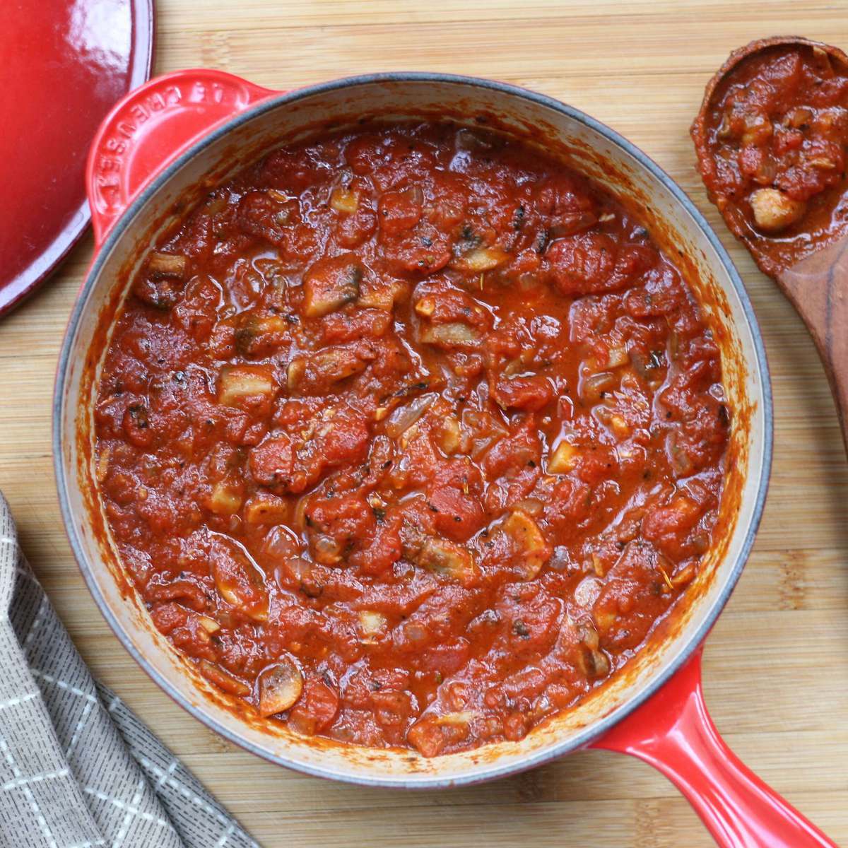 Mushroom Vegetarian Pasta Sauce Recipe