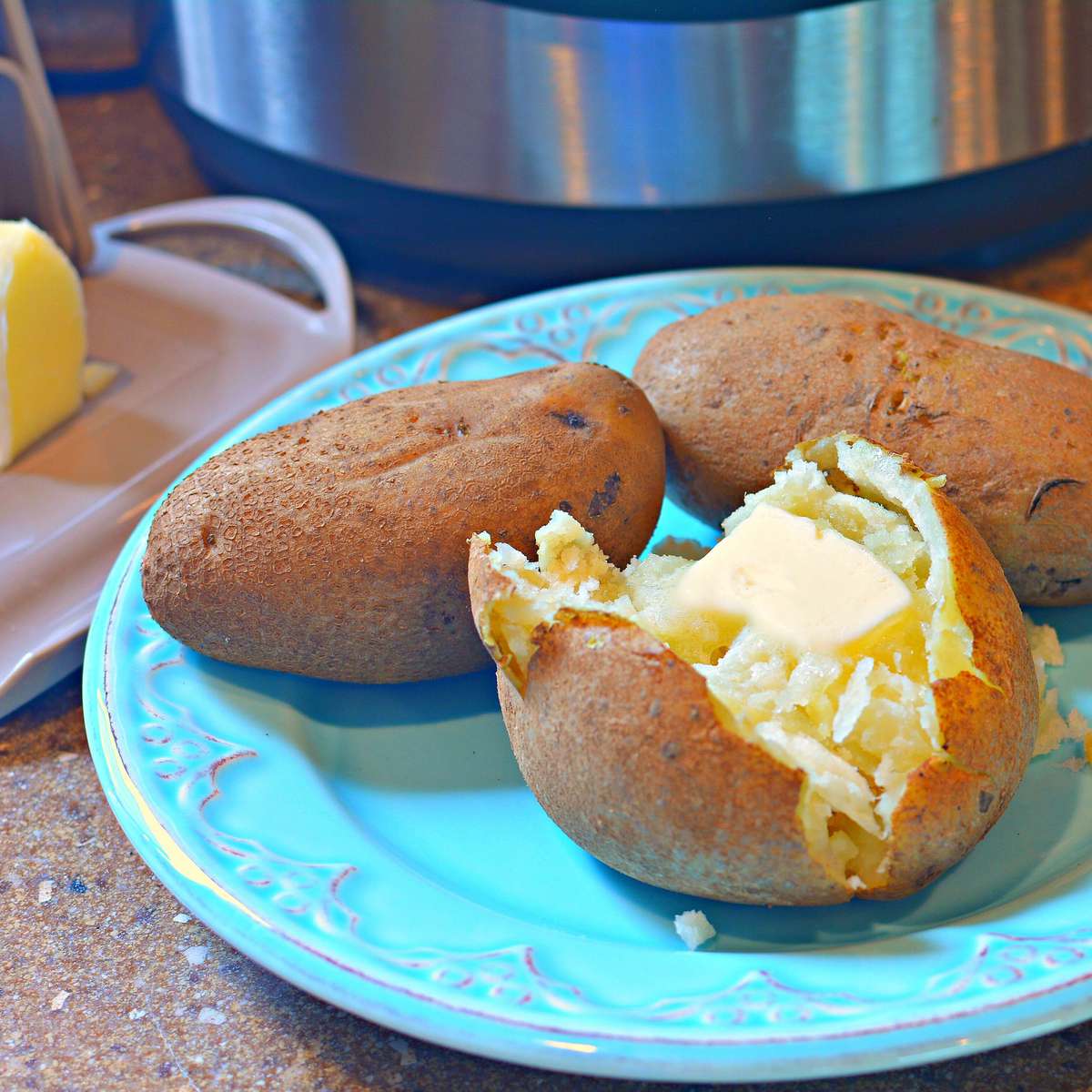 Quick & Easy Pressure Cooker Potatoes: Ready in Minutes!