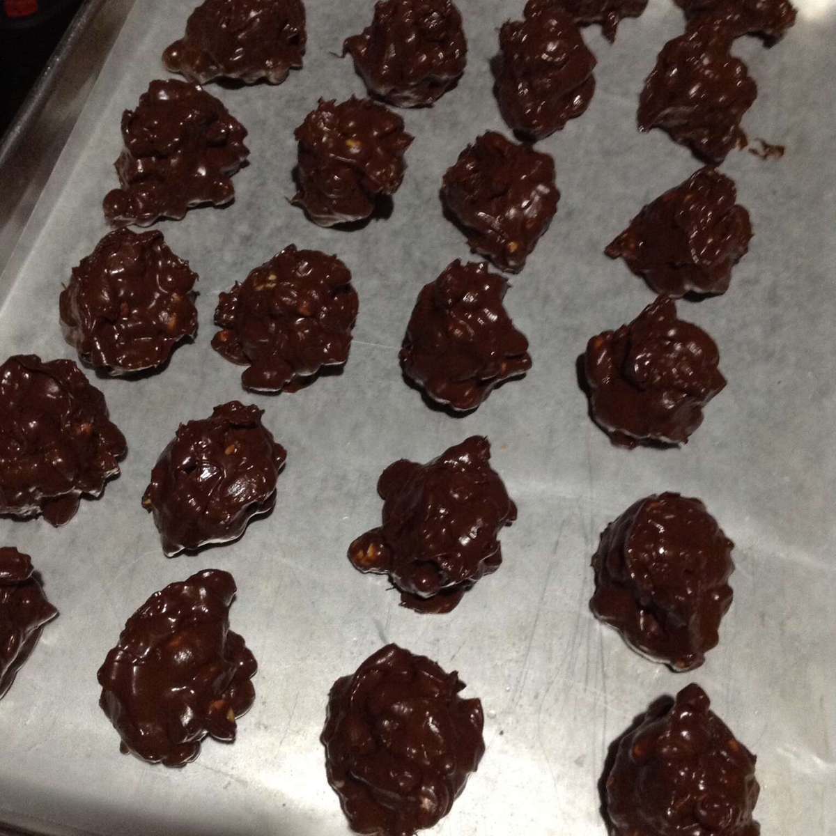 Reindeer Poop Candies: A Festive Holiday Treat