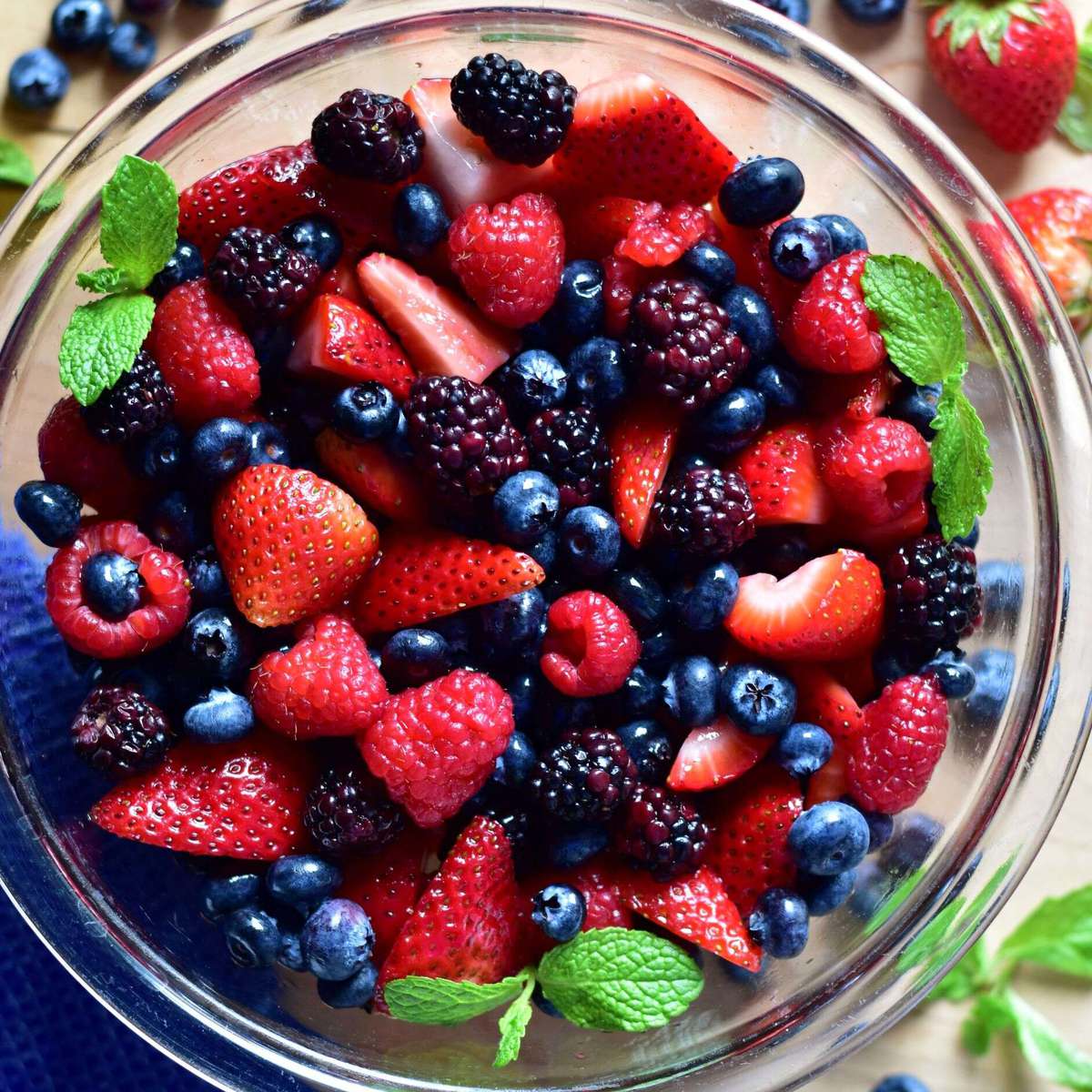 Easy Berry Fruit Salad Recipe
