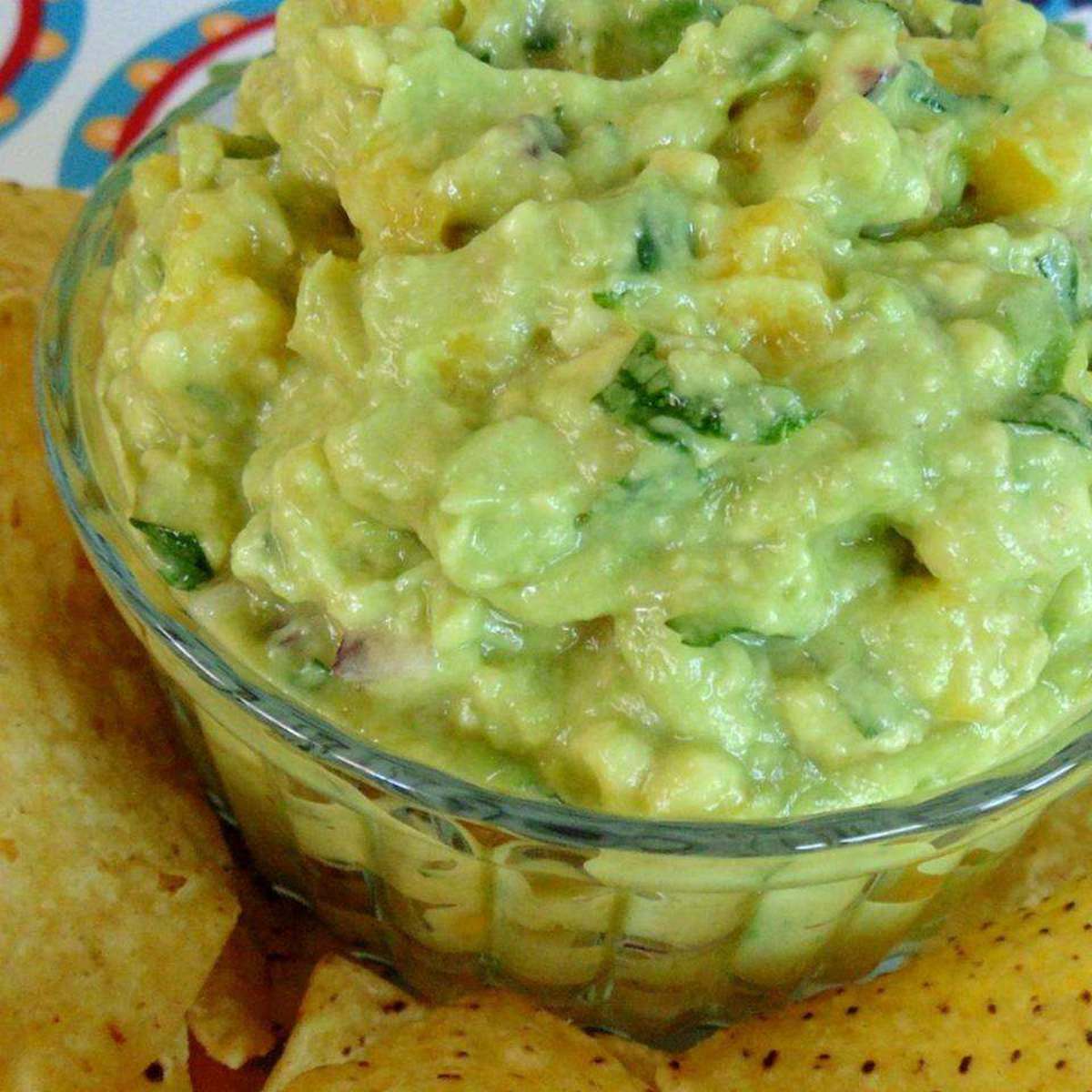 Mango Tomatillo Guacamole: A Delicious & Easy Recipe