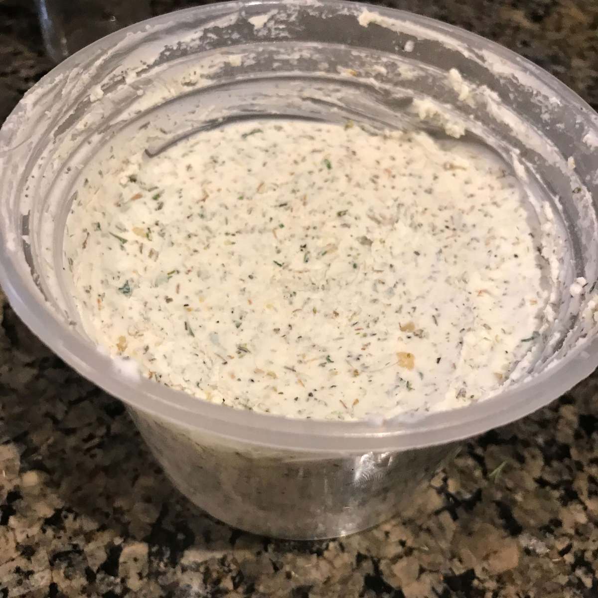 Easy Garlic Herb Cream Cheese Spread Recipe
