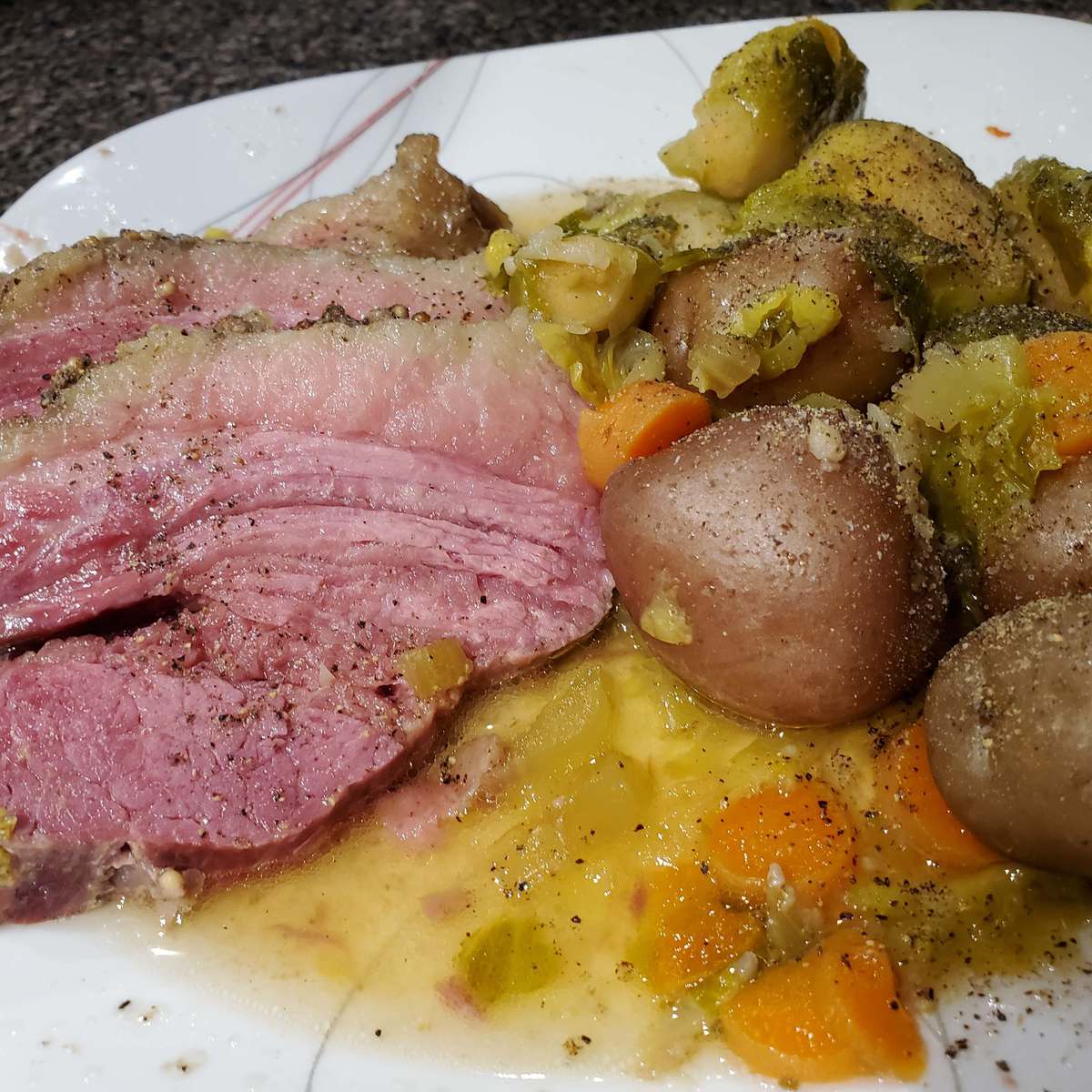 Easy Slow Cooker Corned Beef and Cabbage Recipe