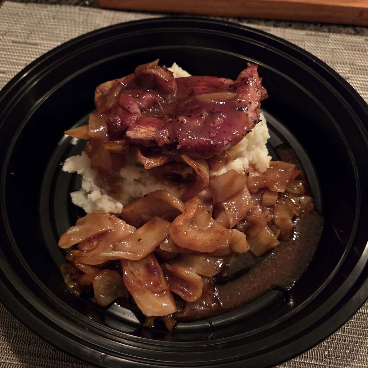 Easy German Chicken Recipe with Sauerkraut and BBQ Sauce