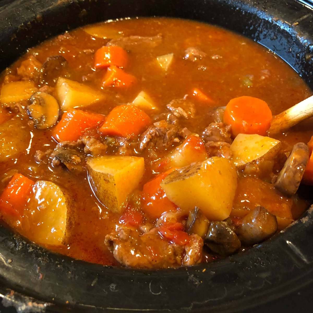 Easy Slow Cooker Beef Stew Recipe - Make Ahead!