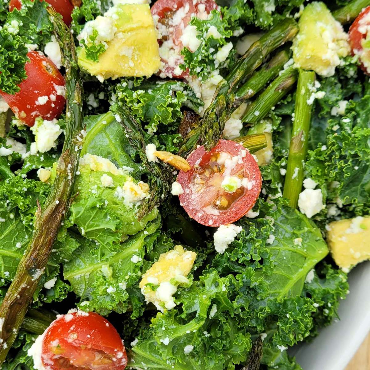 Roasted Asparagus and Kale Salad: A Healthy & Delicious Recipe