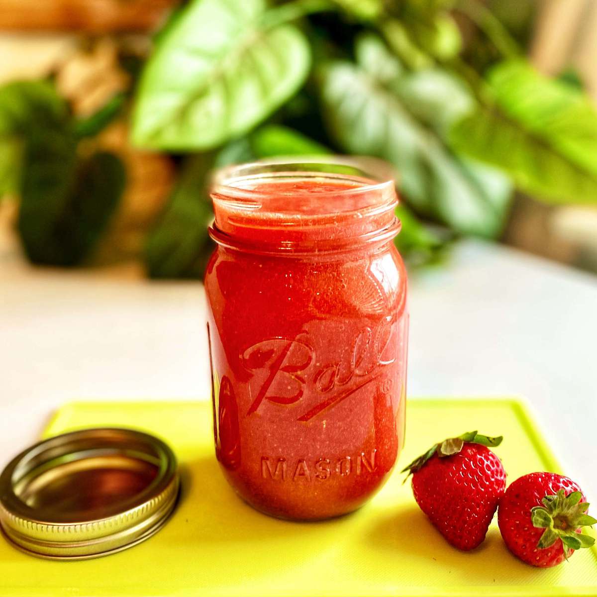 Easy Strawberry Puree Recipe