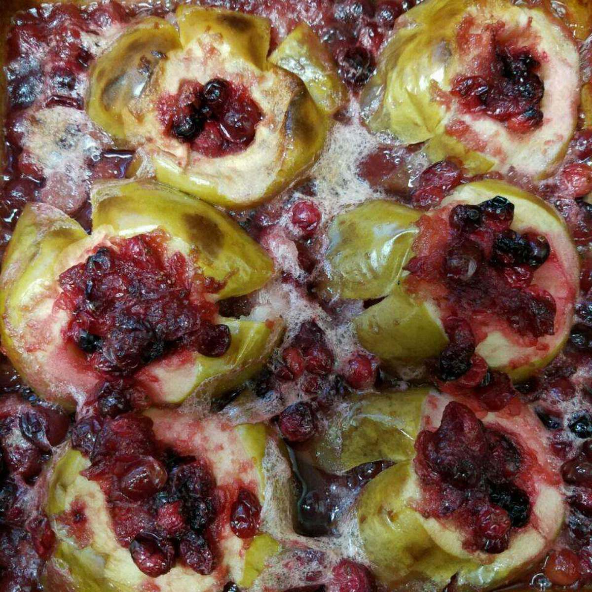 Honey Baked Apples Recipe: A Delicious Fall Treat