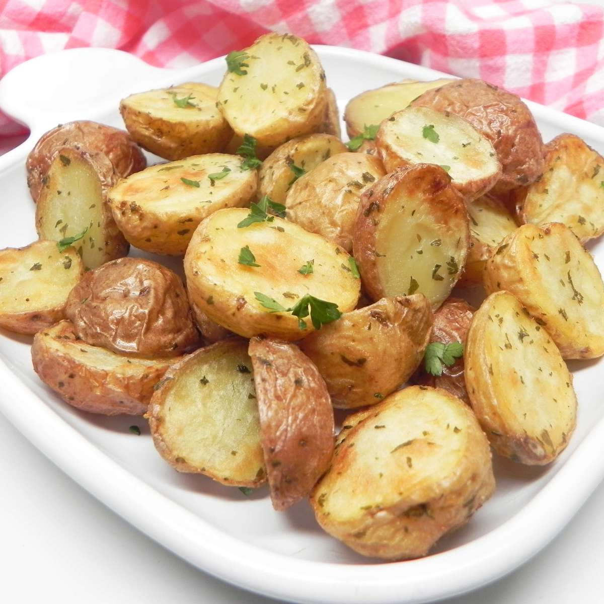 Crispy Air Fryer Garlic Parsley Baby Potatoes Recipe