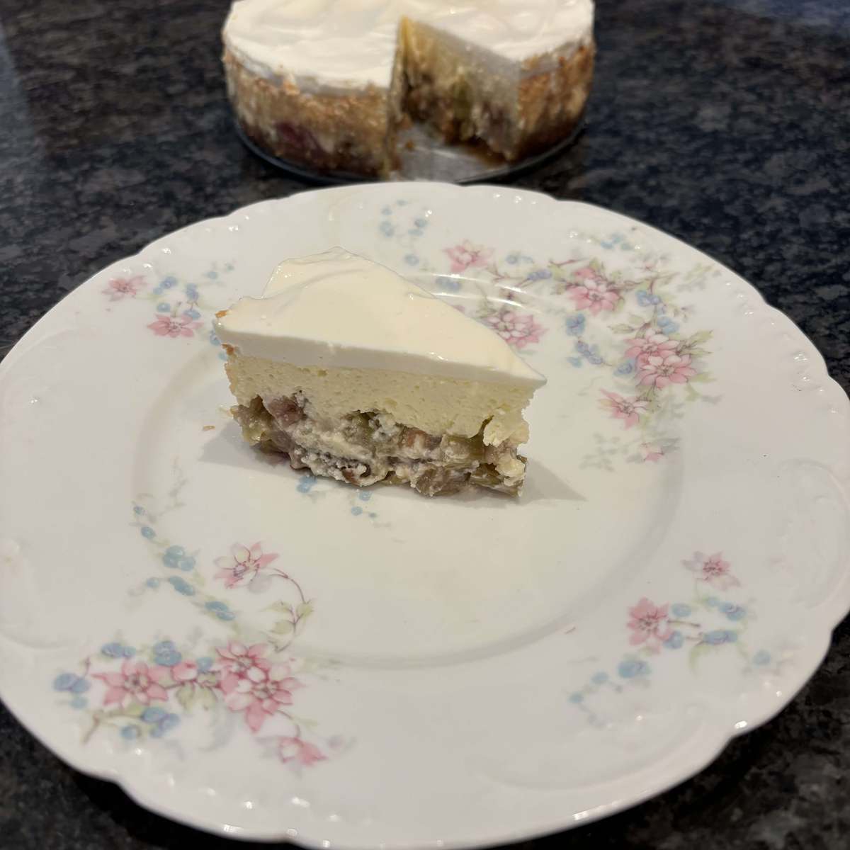 Delicious Rhubarb Cheesecake Recipe