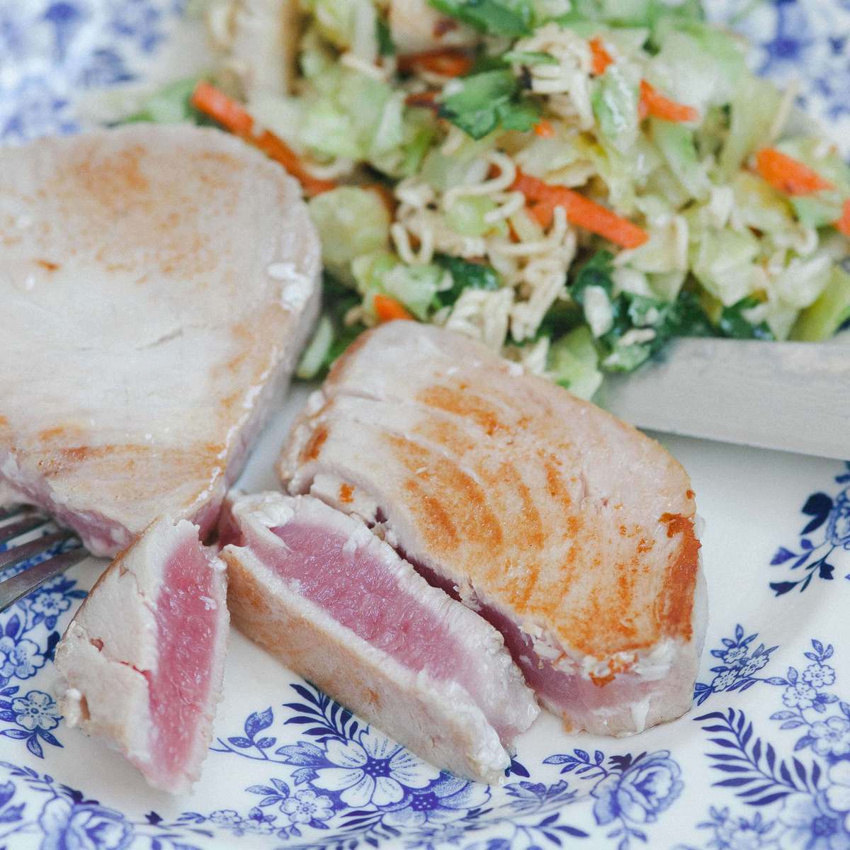Easy Pan-Seared Tuna Steaks Recipe