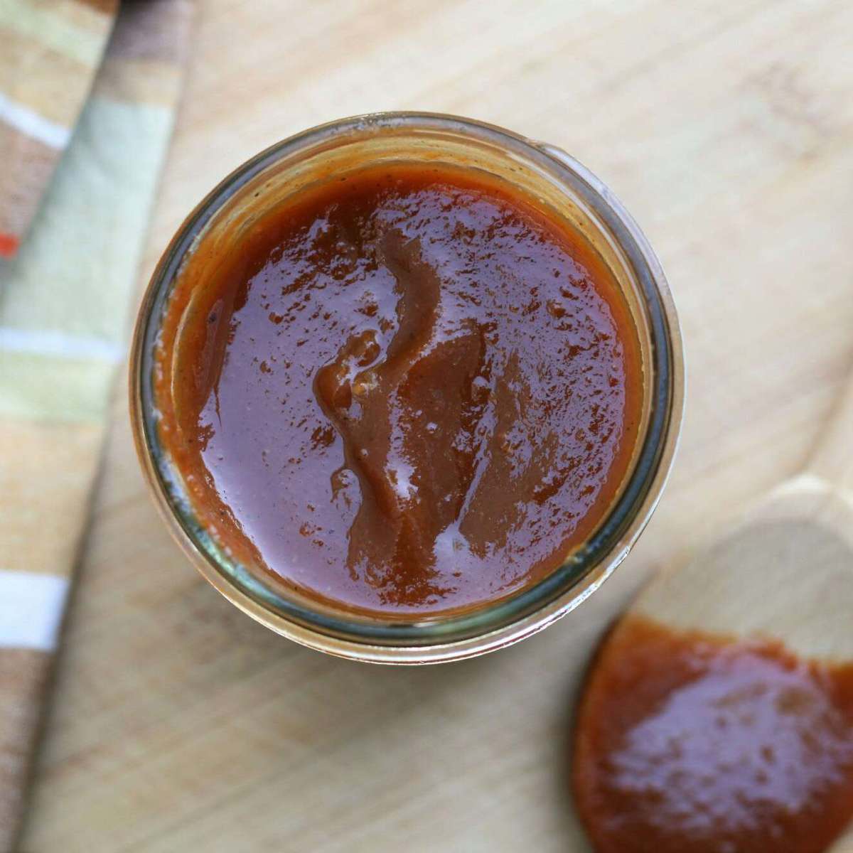 Peach Bourbon BBQ Sauce Recipe - Delicious Homemade Sauce
