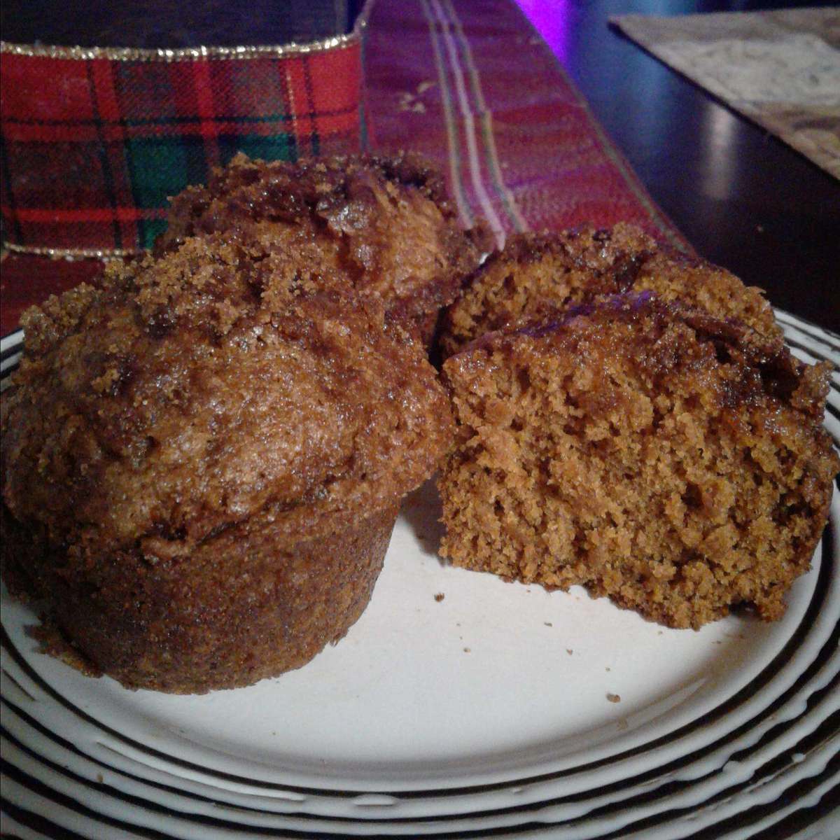 Delicious Pumpkin Muffins with Cinnamon Streusel: Easy Recipe