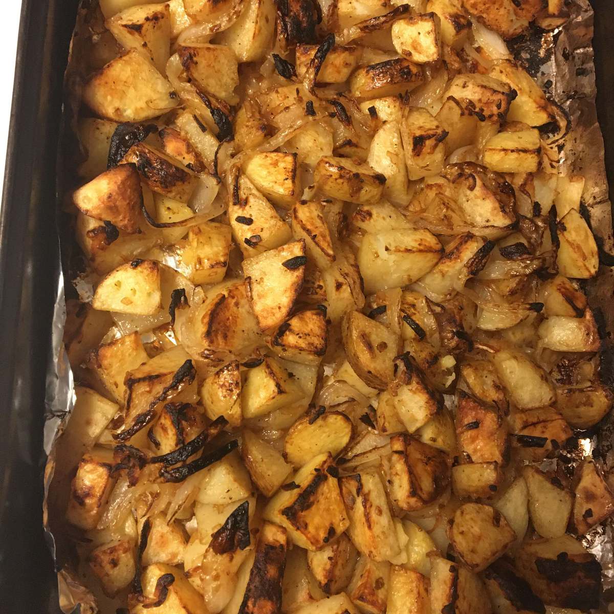 Easy & Delicious Roasted Potatoes and Onions Recipe