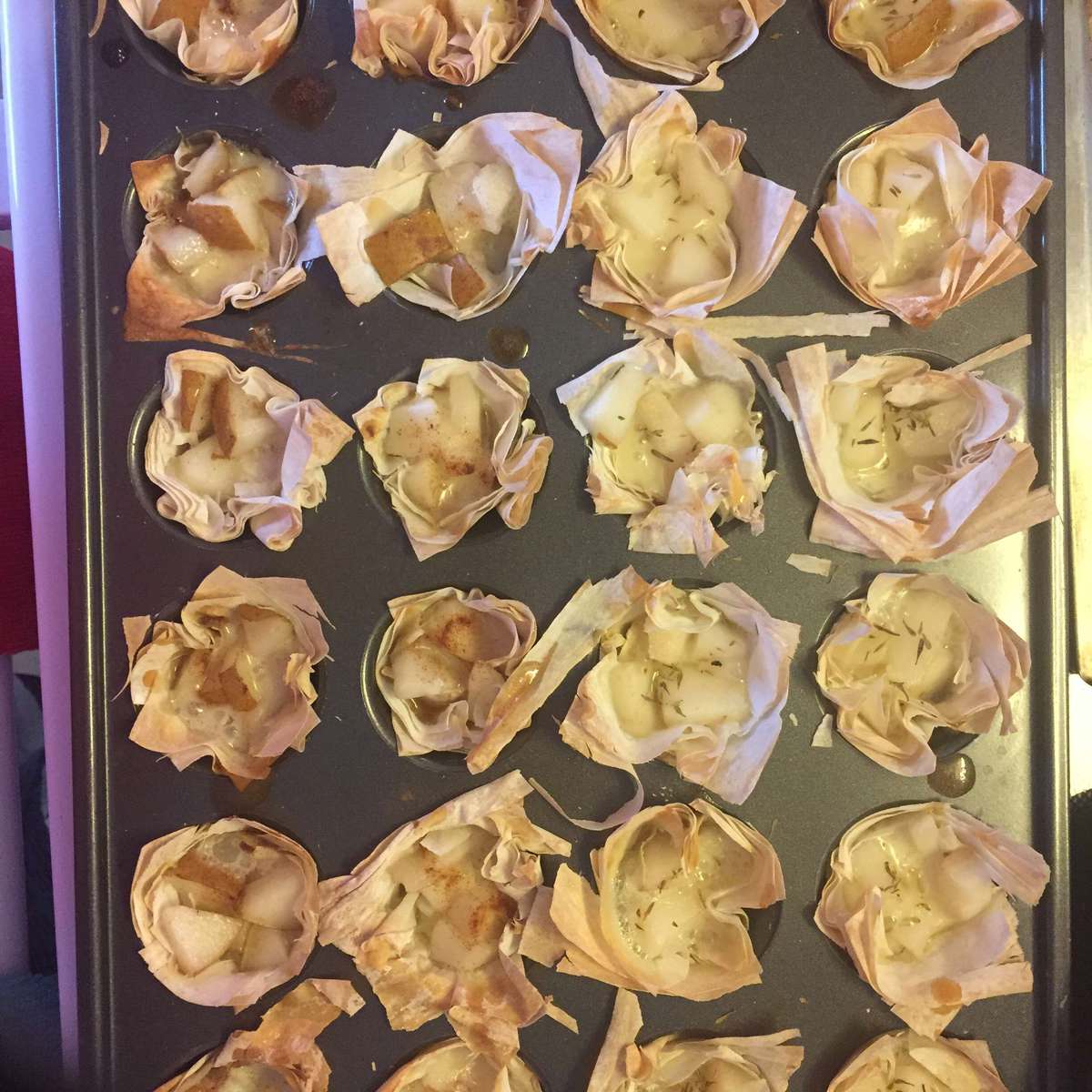 Easy Brie and Pear Tartlets Recipe