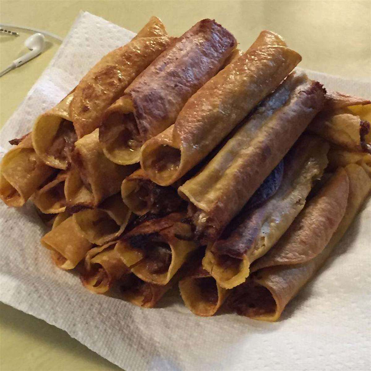 Easy & Quick Beef Taquitos Recipe