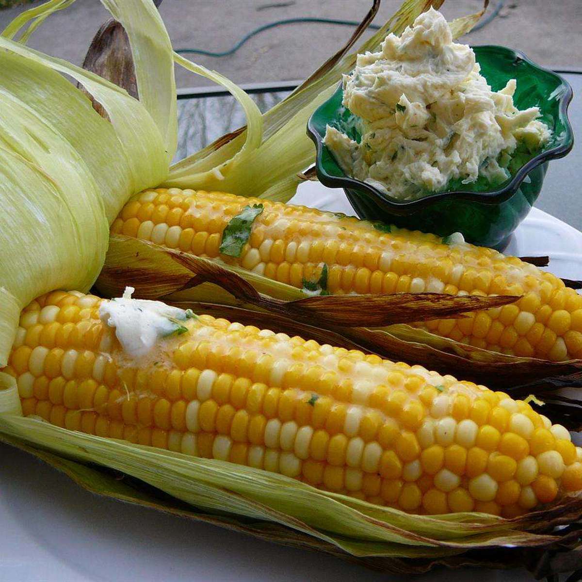 Grilled Corn with Cilantro Lime Butter: An Easy Summer Recipe