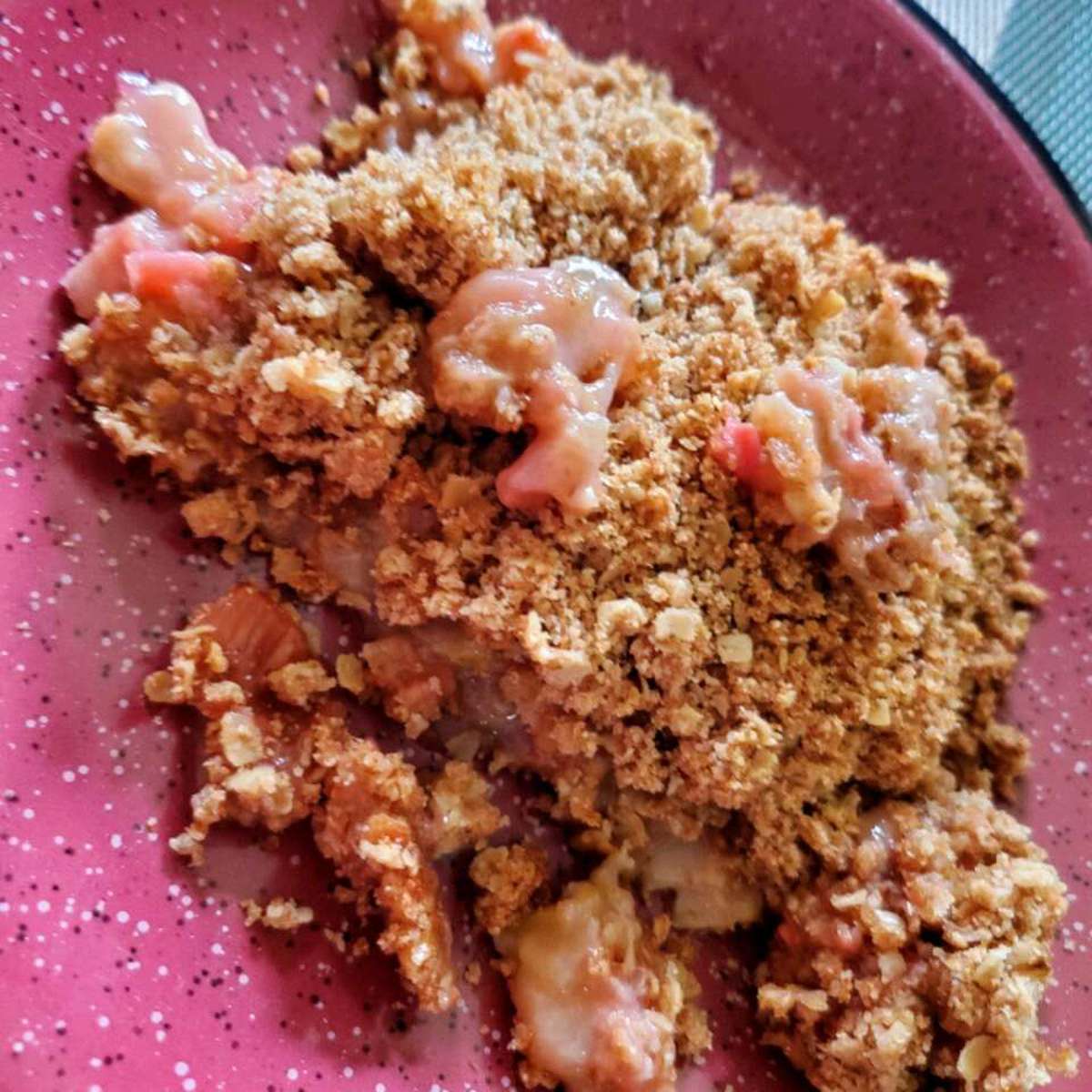 Delicious Rhubarb Peach Crisp Recipe