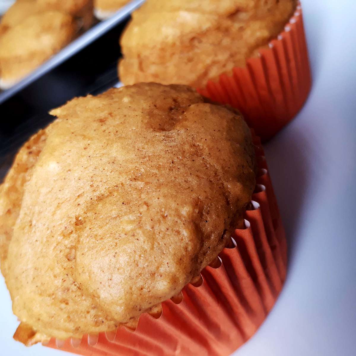 Healthy Whole Wheat Pumpkin Applesauce Muffins Recipe