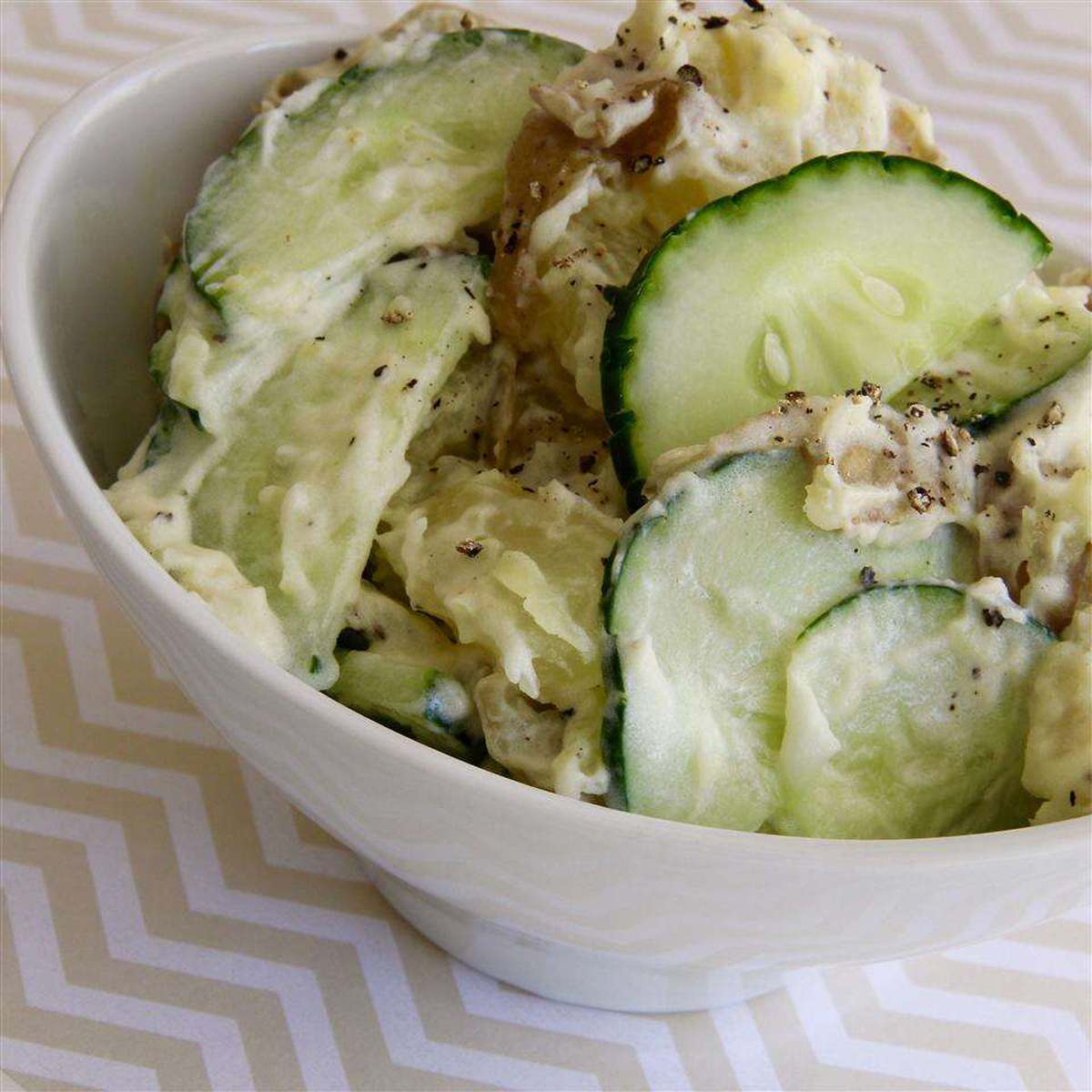 Authentic German Potato Salad Recipe: Easy & Delicious!