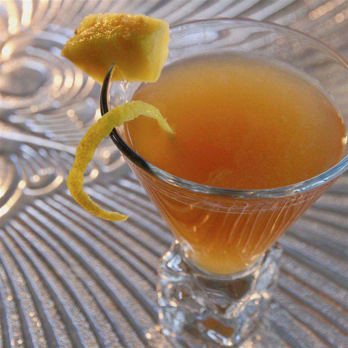 French Martini Recipe: The Classy Cocktail You Need to Try