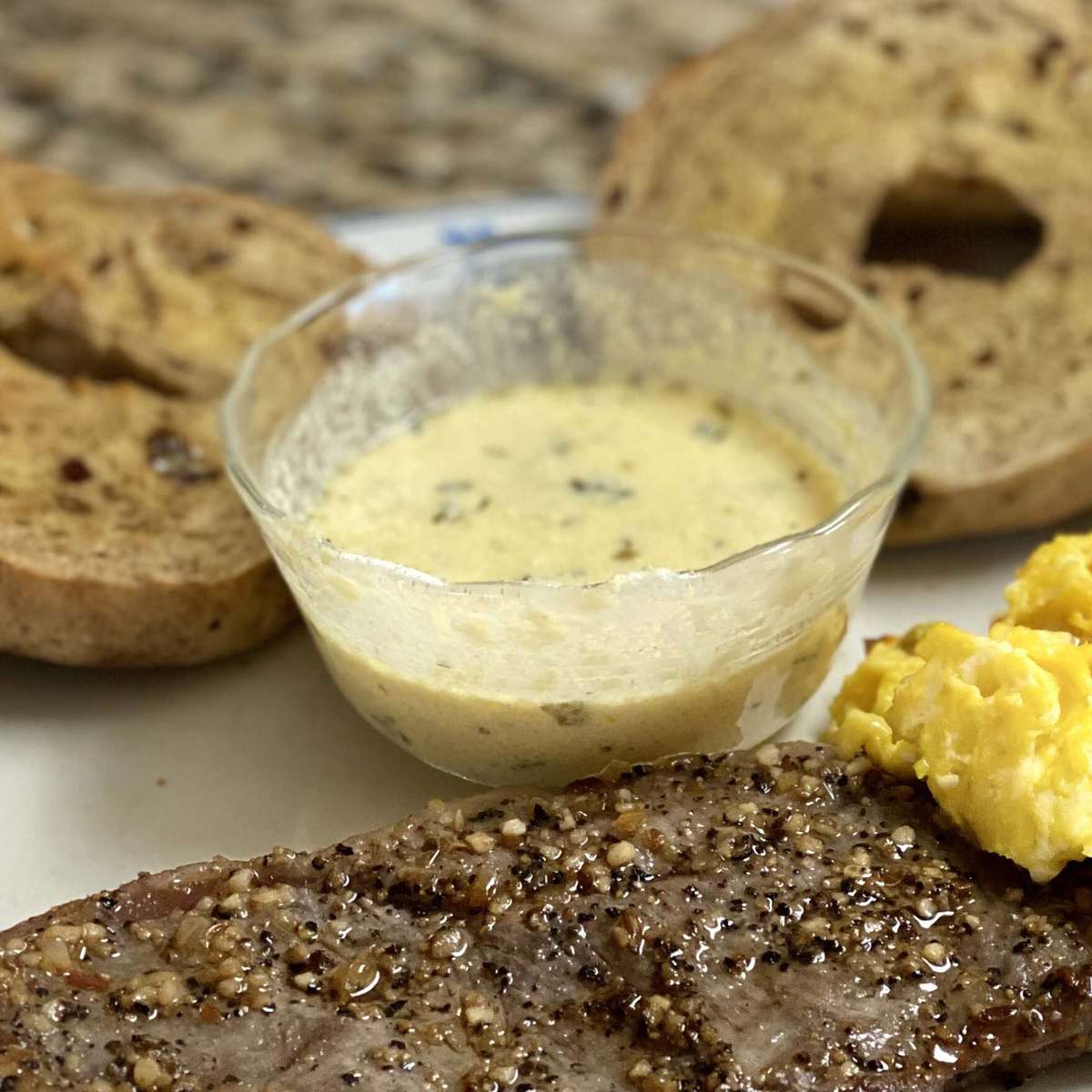 Best Ever Easy Bearnaise Sauce Recipe