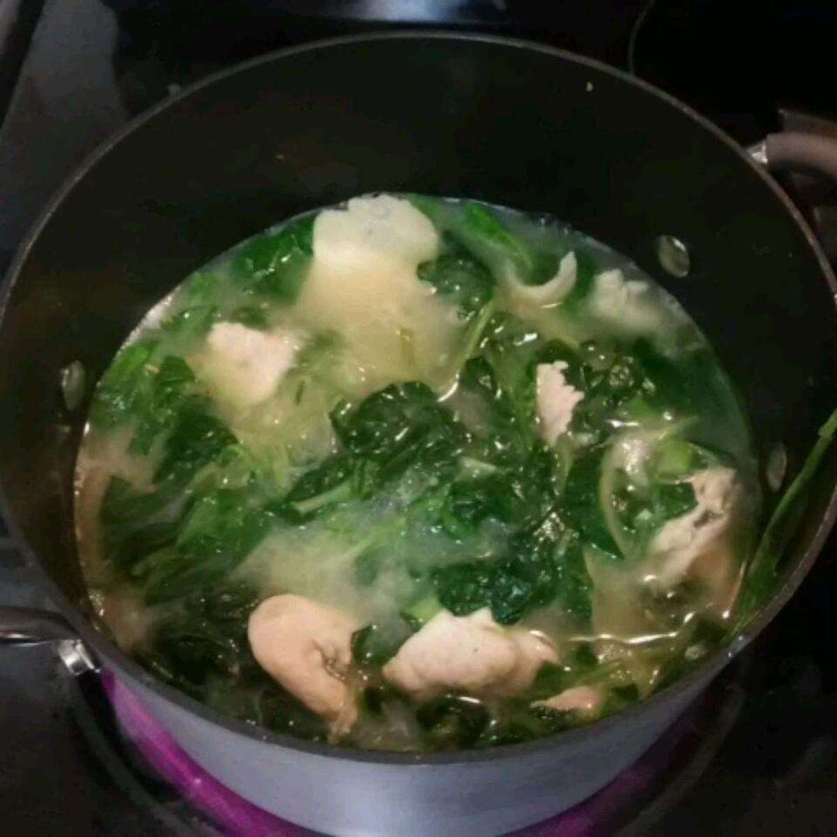 Delicious Garlic Spinach Soup Recipe
