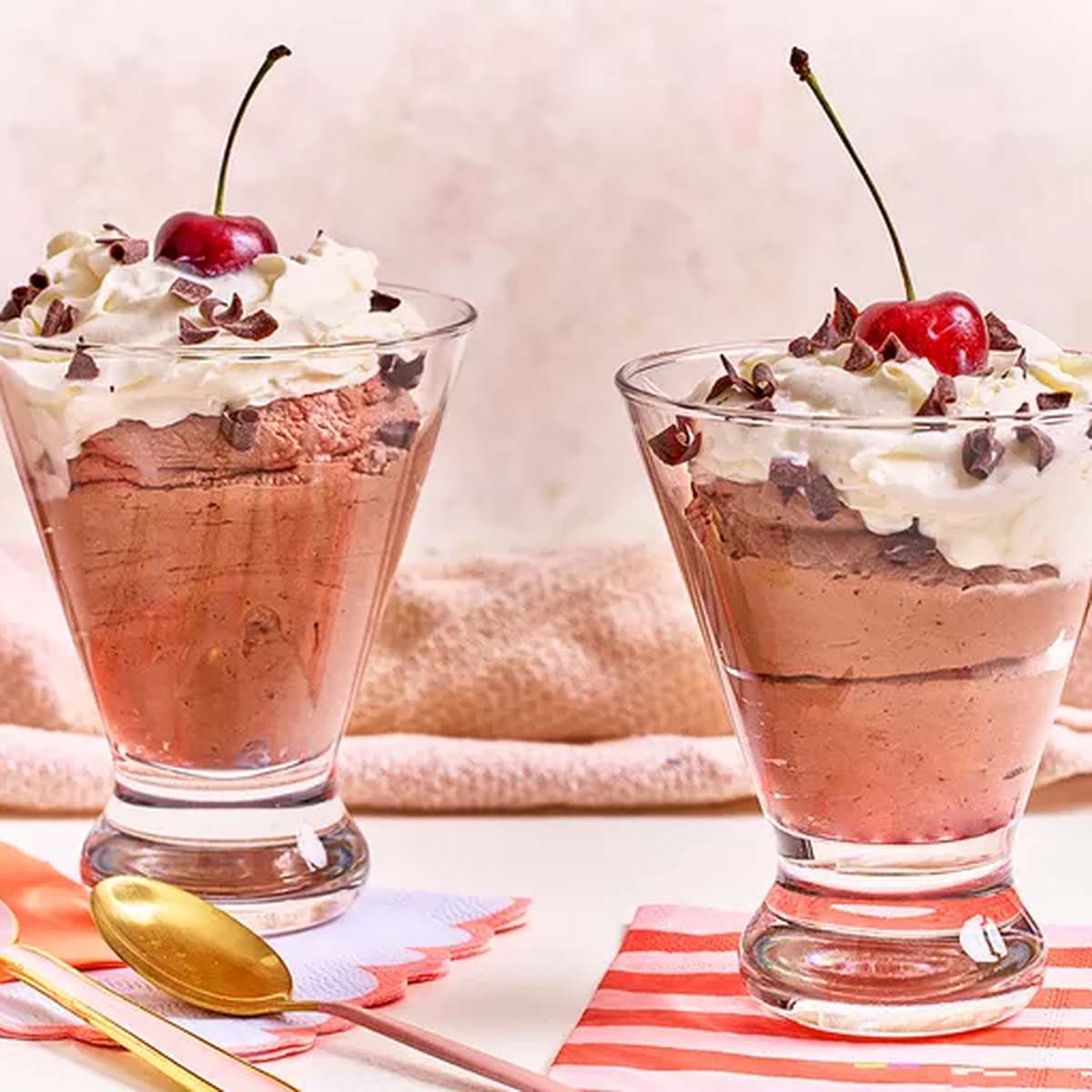 Easy Cocoa Powder Chocolate Mousse Recipe