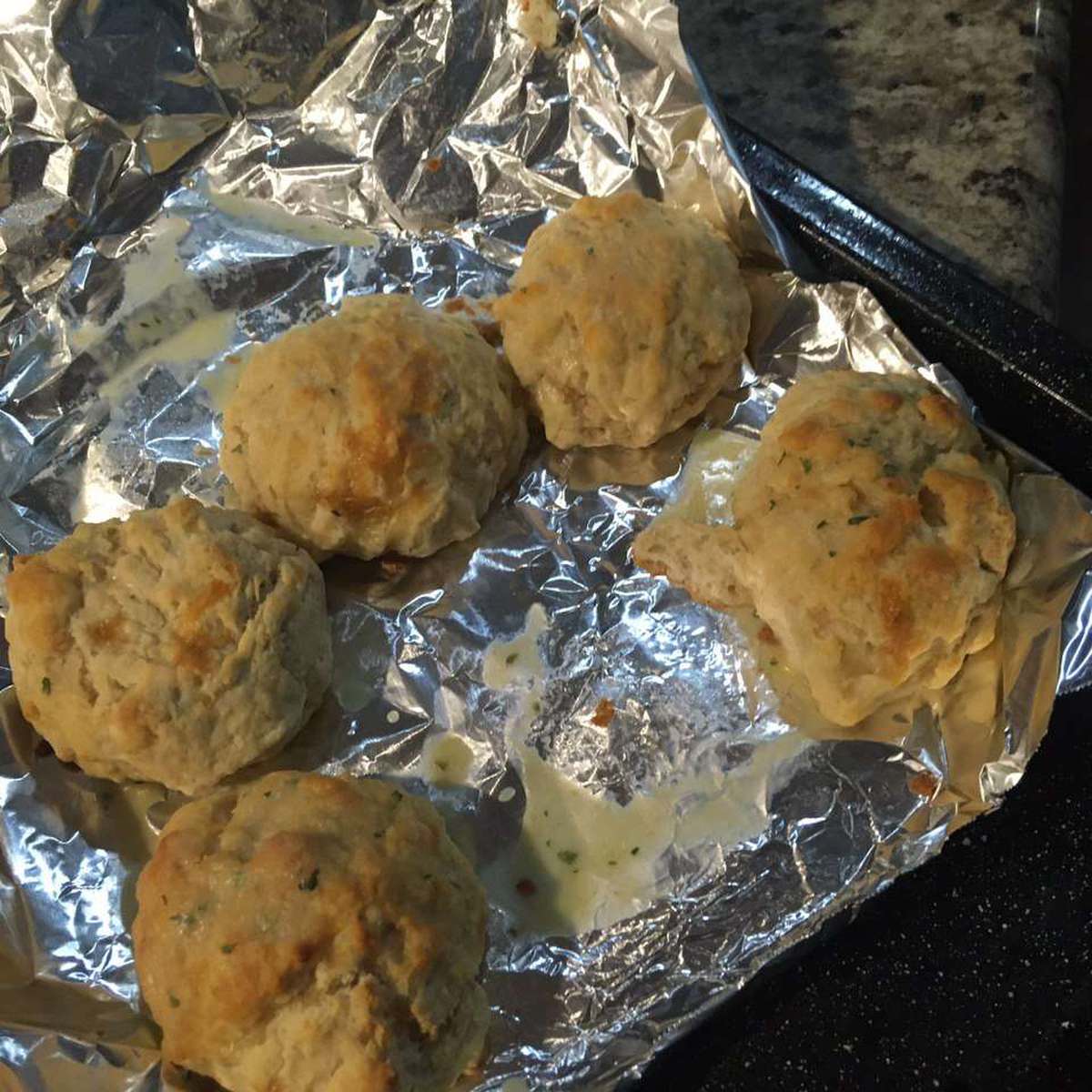 Easy Cheddar Bay Biscuits Recipe