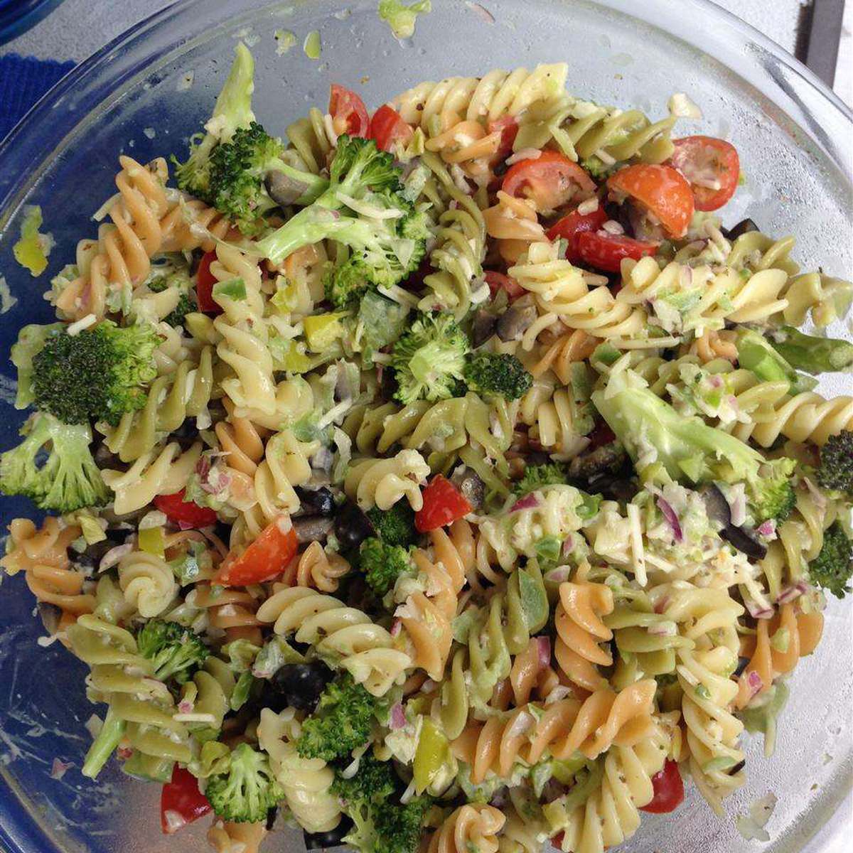 Irresistible Pasta Salad Recipe: A Crowd-Pleasing Delight