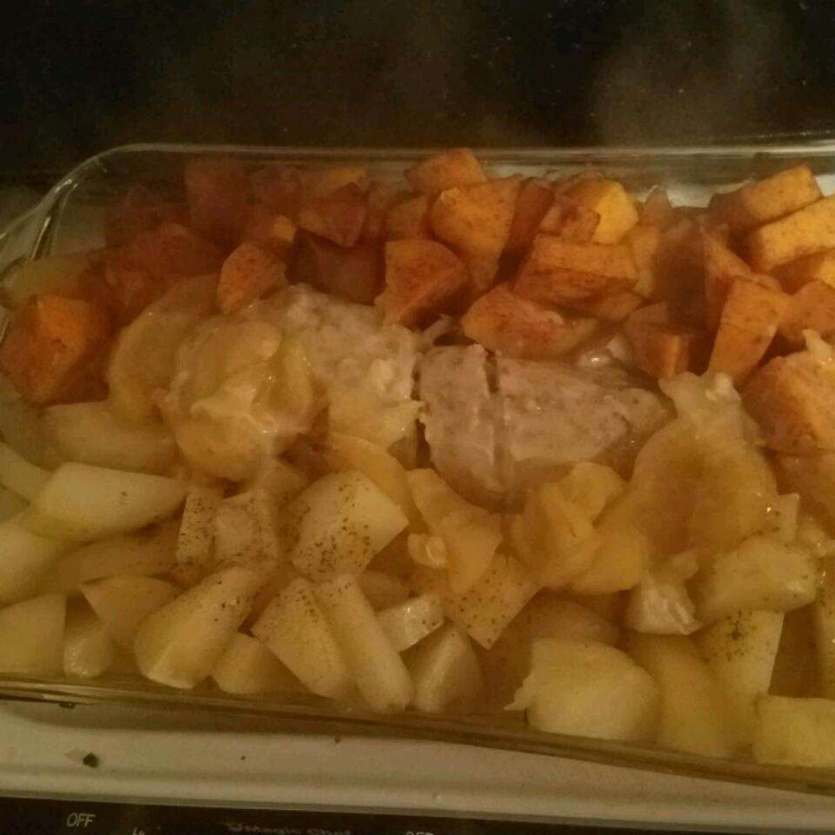 Cinnamon Pork Loin Recipe with Potatoes and Apples