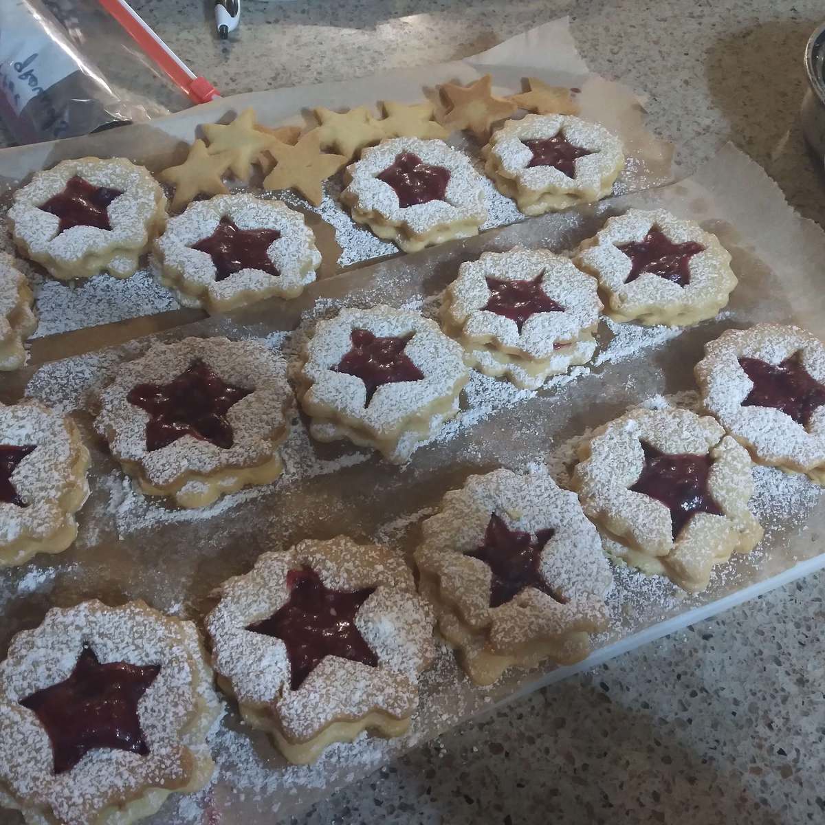 Cranberry Linzer Cookies Recipe