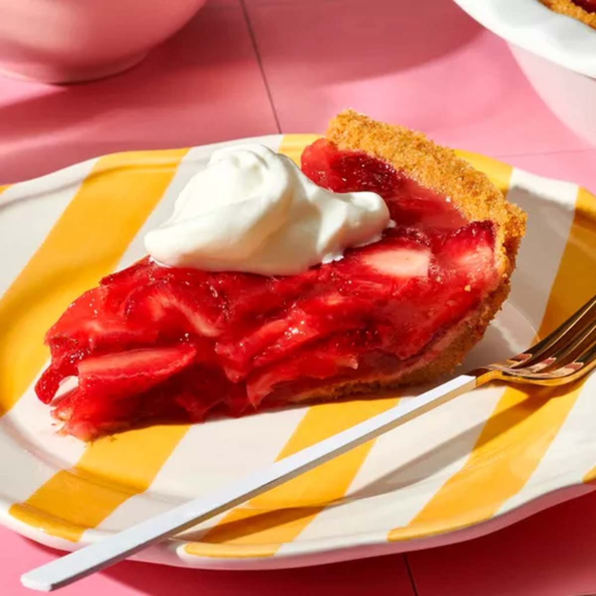 Easy Strawberry Glazed Pie Recipe