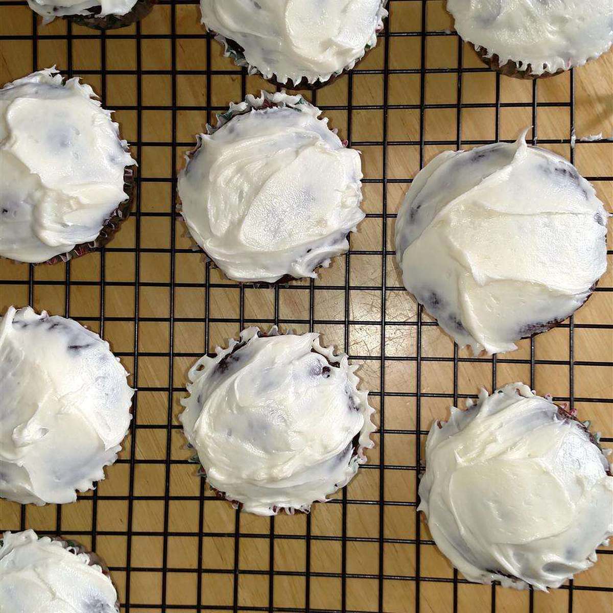 Irresistible Chocolate Zucchini Cupcakes: A Delicious & Moist Recipe