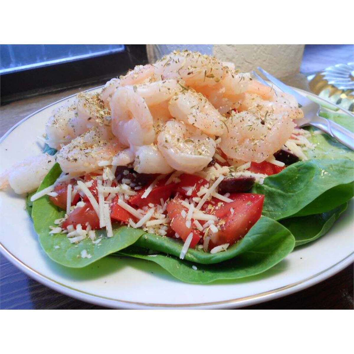 Delicious Greek Shrimp Salad Recipe with Baby Spinach