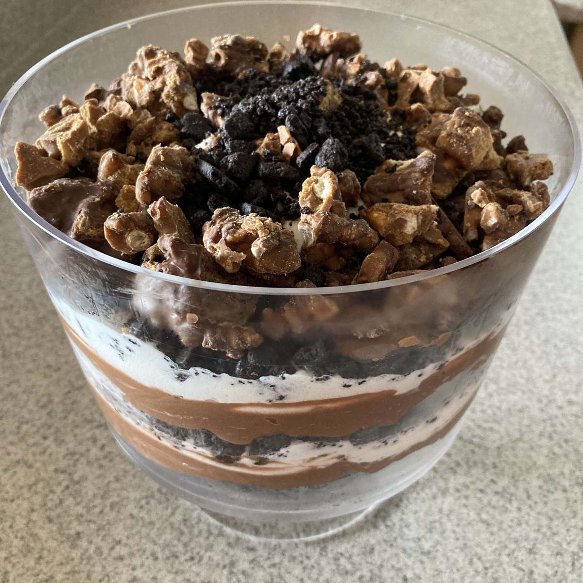 Easy Dirt Cake Recipe: A No-Bake Dessert Delight