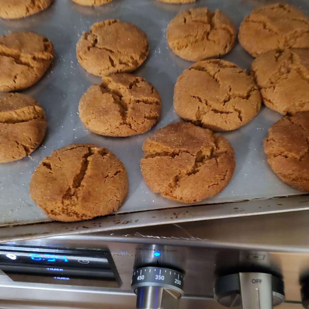 Grandma's Gingersnap Cookies: A Classic Recipe