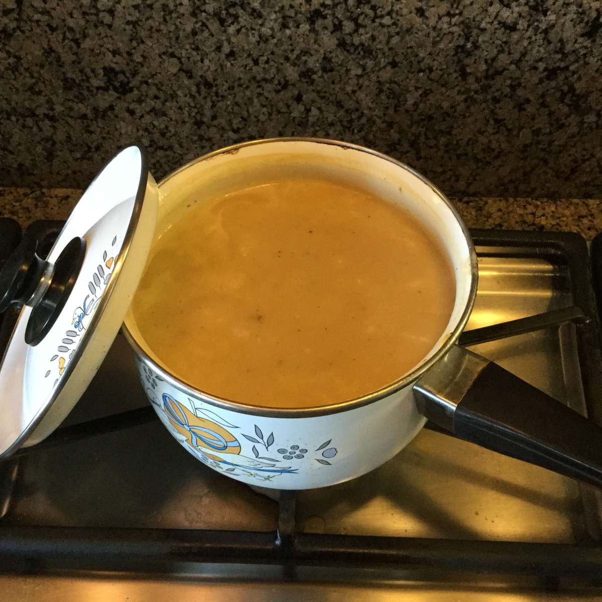 The Easiest Turkey Gravy Recipe