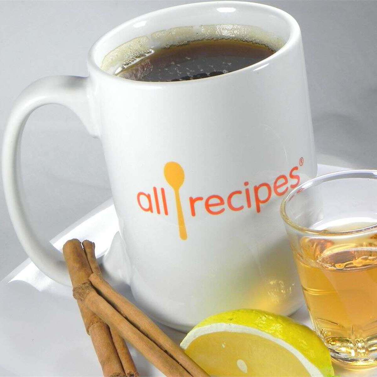 Warm and Fuzzy Apple Cider Recipe: The Perfect Winter Cocktail