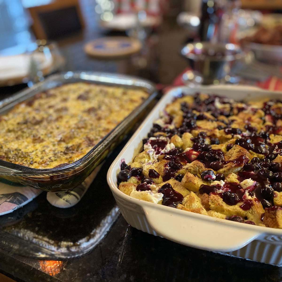 Cheesy Amish Breakfast Casserole Recipe: Perfect for a Crowd