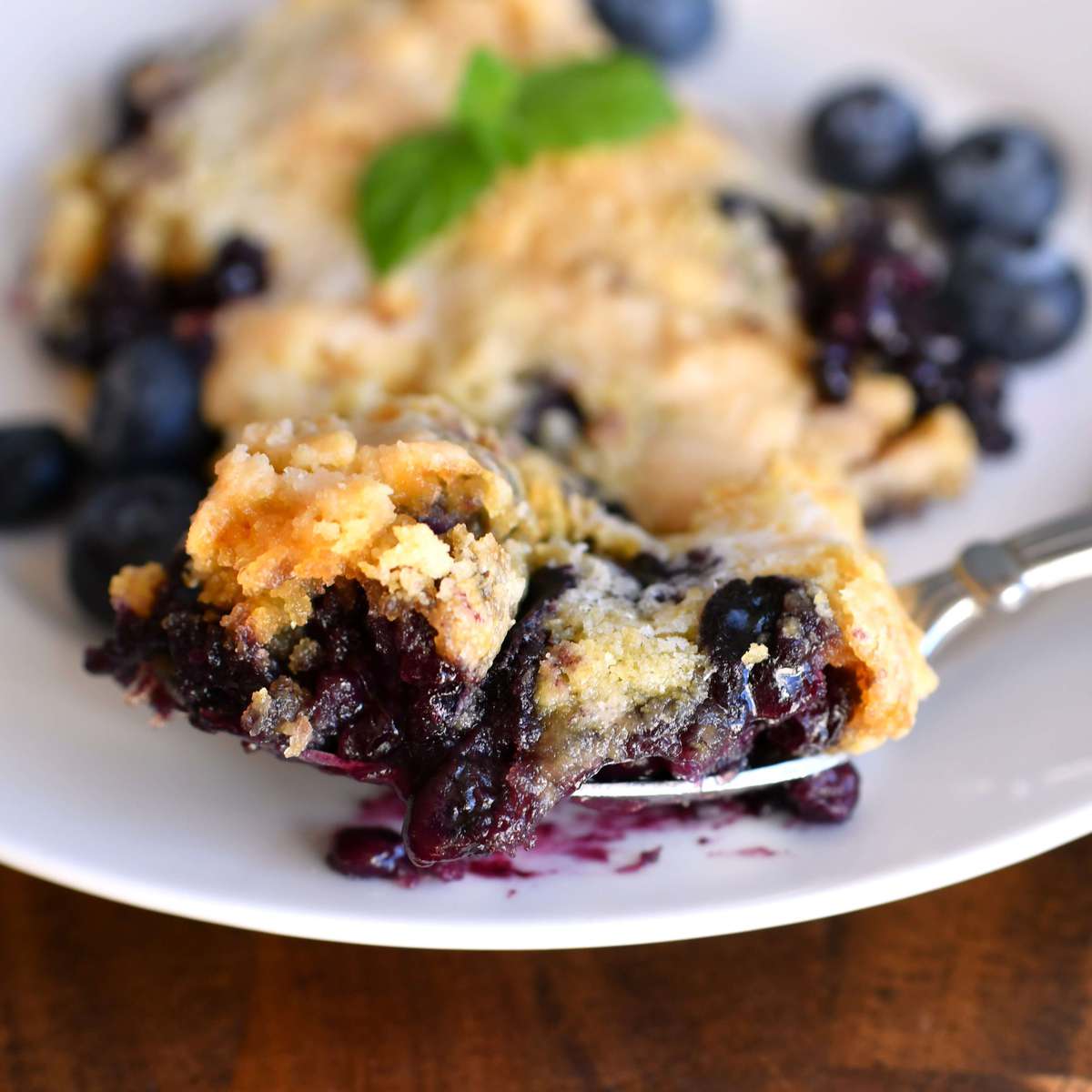 Easy Blueberry Dump Cake Recipe
